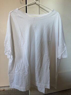 lululemon athletica White Short Sleeve Tee